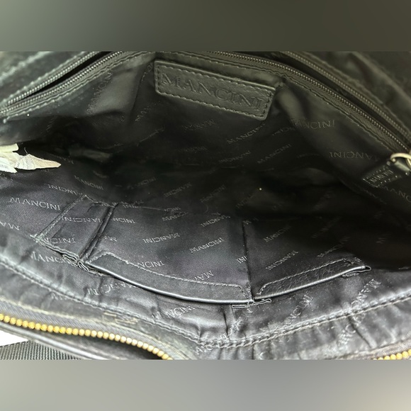 Mancini Black Leather Shoulder Bag - Picture 3 of 6